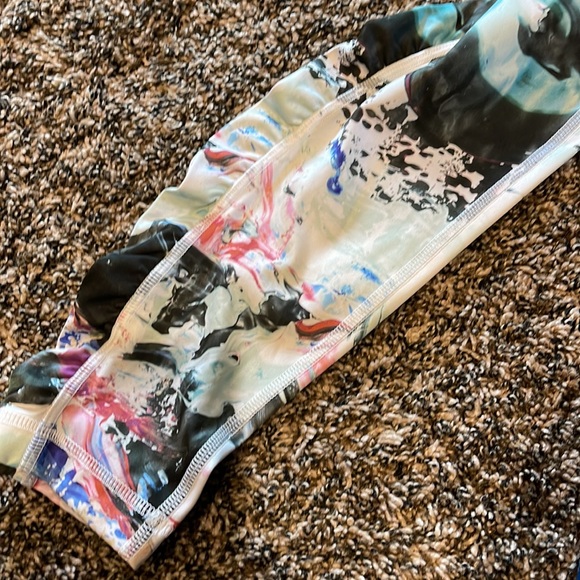 Lululemon Leggings - Picture 5 of 7